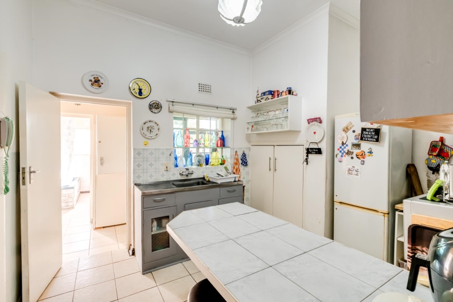 5 Bedroom Property for Sale in Wynberg Western Cape